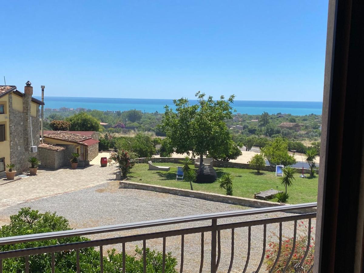 Il Mulino Country Resort 特雷比萨切 外观 照片
